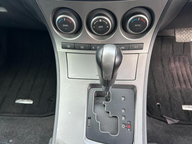 アクセラスポーツ 1.5Sスタイル 16inch ETC 純正ナビ ワンセグ MTモード(21枚目)