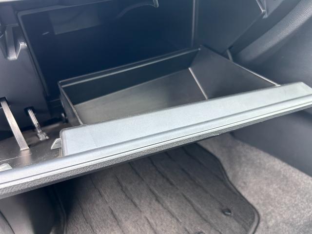 アクセラスポーツ 1.5Sスタイル 16inch ETC 純正ナビ ワンセグ MTモード(24枚目)