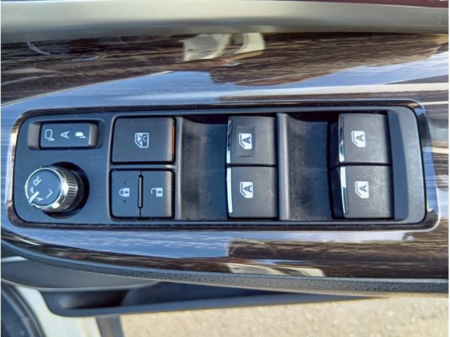 ハリアー エレガンス　サンルーフ　ハーフレザーシート　ＡＬＰＩＮＥナビ　ＴＶ　バックモニター　ＥＴＣ　パワーシート　純正アルミ　ヘッドライトＬＥＤ　オートライト　スマートキープッシュスタート　サイドバイザー　電動格納ミラー（26枚目）