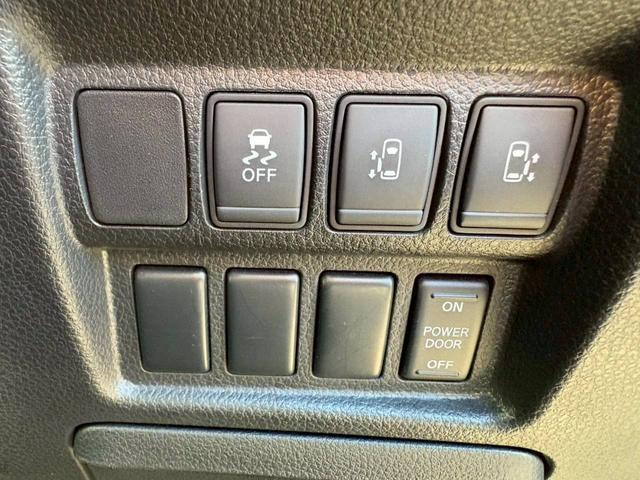 エルグランド ２５０ハイウェイスター　両側電動スライドドア　ハーフレザーシート　ナビ　全周囲モニター　ＴＶ　フリップダウンモニター　ＥＴＣ　純正アルミ　ヘッドライトＨＩＤ　１オーナー　クルーズコントロール　スマートキープッシュスタート（24枚目）