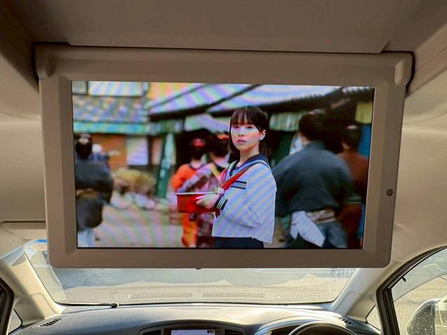 エルグランド ２５０ハイウェイスター　両側電動スライドドア　ハーフレザーシート　ナビ　全周囲モニター　ＴＶ　フリップダウンモニター　ＥＴＣ　純正アルミ　ヘッドライトＨＩＤ　１オーナー　クルーズコントロール　スマートキープッシュスタート（28枚目）