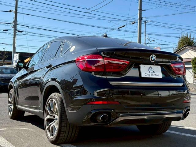 X6 xDrive 35i メーカーマルチナビ・本革シート・フルセグTV・バックカメラ・シートヒーター・コーナーセンサー・ETC・ドラレコ・メモリーパワーシート・純正20インチAW・パドルシフト・BANG&OLUFSENサウンド(9枚目)