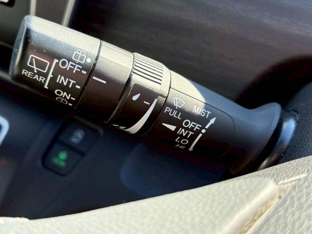 フリード Ｇ・ホンダセンシング　無限エアロ・両側電動スライドドア・純正ナビ・バックカメラ・フルセグＴＶ・ワンオーナー・ホンダセンシング・デジタルメーター・クルーズコントロール・ＬＥＤヘッドライト・純正アルミ・プッシュスタート・ＥＴＣ（23枚目）