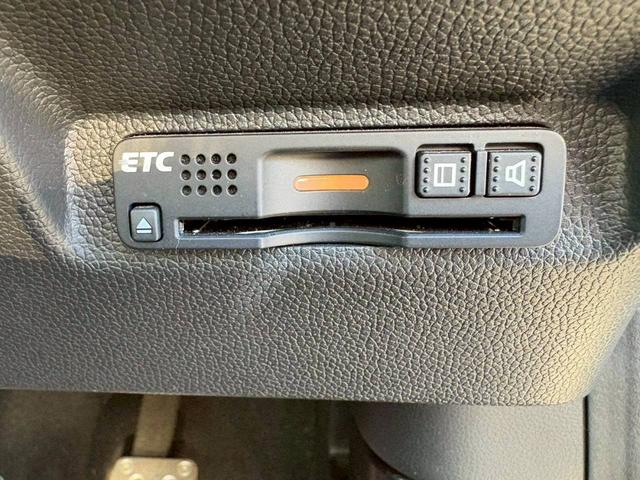 フリード Ｇ・ホンダセンシング　無限エアロ・両側電動スライドドア・純正ナビ・バックカメラ・フルセグＴＶ・ワンオーナー・ホンダセンシング・デジタルメーター・クルーズコントロール・ＬＥＤヘッドライト・純正アルミ・プッシュスタート・ＥＴＣ（26枚目）