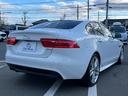 ＸＥ　Ｒ－スポーツ　半革シート　純正ナビ　バックモニター　純正アルミホイール　クルーズコントロール　車線逸脱防止支援　アイドリングストップ　スマートキープッシュスタート(8枚目)