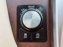 ＲＸ３００　バージョンＬ　本革シート　ナビ　全周囲モニター　ＴＶ　ＥＴＣ　純正アルミ　ステアリングヒーター　シートヒーター・クーラー　ヘッドライトＬＥＤ　１オーナー　ヘッドアップディスプレイ　パワーバックドア　レーダークルーズ（24枚目）