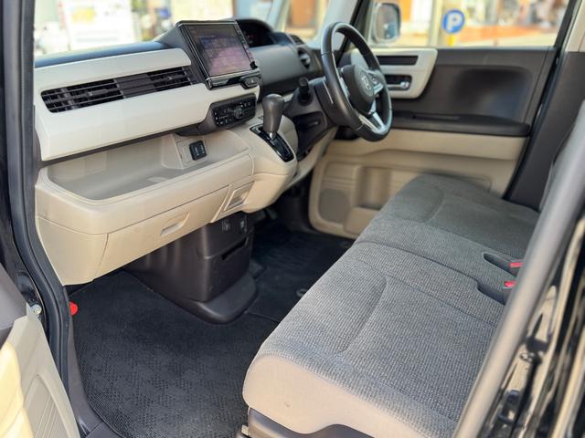 N-BOX G・Lターボホンダセンシング ナビ Bカメラ フルセグ Bluetooth 両側パワースライドドア ETC LEDヘッドライト ホンダセンシング スマートキー(19枚目)