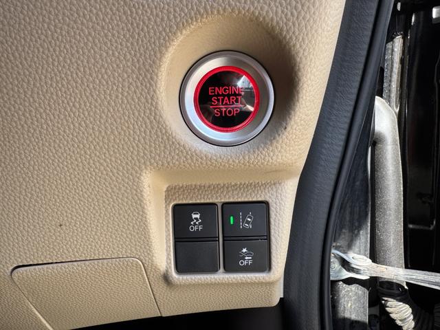 N-BOX G・Lターボホンダセンシング ナビ Bカメラ フルセグ Bluetooth 両側パワースライドドア ETC LEDヘッドライト ホンダセンシング スマートキー(40枚目)