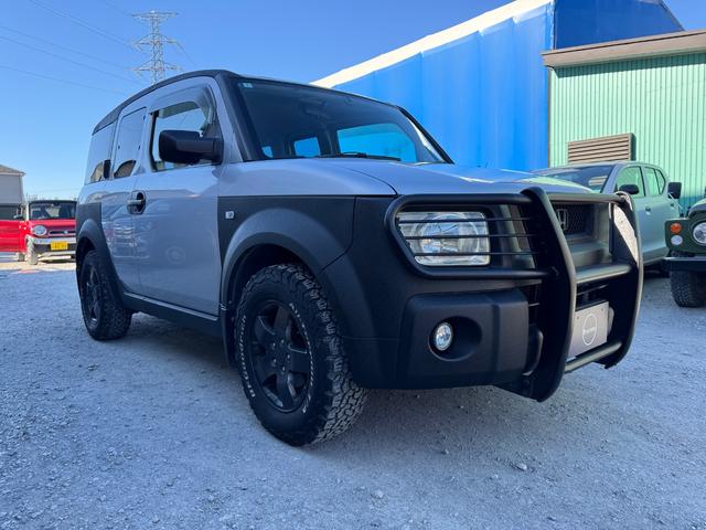 エレメント ベースグレード　内外装チッピング塗装　ナビ　Ｂカメラ　フルセグ　Ｂｌｕｅｔｏｏｔｈ　ＥＴＣ　フロントグリルガード　ＢＦＧｏｏｄｒｉｃｈタイヤ　ＬＥＤヘッドライト　フロントフォグランプ（2枚目）
