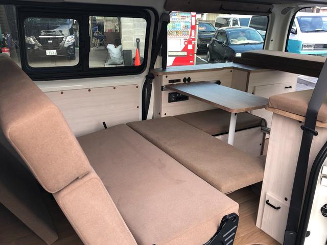 ハイエースバン ロングＤＸ　Ｃａｌ’ｓｍｏｔｏｒ　Ｃａｒｉｃａ　キャンピングカー仕様　ＡＬＰＩＮＥＢＩＧＸ　ＥＴＣ　ベッドキット　１６インチホイール　アラウンドビューモニター　カープレイ　プリクラッシュセーフティ（8枚目）