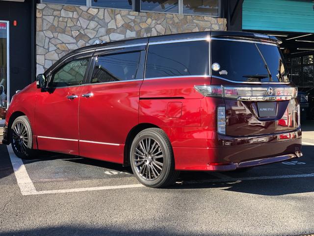 エルグランド ２５０ハイウェイスターＳ　アーバンクロム　純正ナビ／ドラレコ（ナビ連動）／ＥＴＣ／バックカメラ／インテリジェント　アラウンドビューモニター／地デジ／両側パワスラ／クルコン／純正アルミホイール１８インチ／助手席オットマン／プッシュスタート（25枚目）