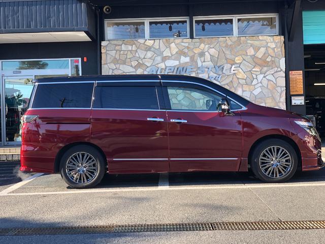 エルグランド ２５０ハイウェイスターＳ　アーバンクロム　純正ナビ／ドラレコ（ナビ連動）／ＥＴＣ／バックカメラ／インテリジェント　アラウンドビューモニター／地デジ／両側パワスラ／クルコン／純正アルミホイール１８インチ／助手席オットマン／プッシュスタート（33枚目）