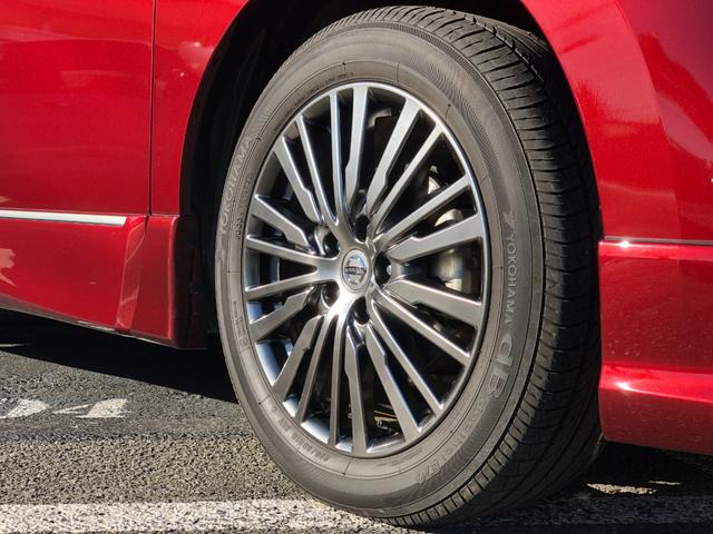 エルグランド ２５０ハイウェイスターＳ　アーバンクロム　純正ナビ／ドラレコ（ナビ連動）／ＥＴＣ／バックカメラ／インテリジェント　アラウンドビューモニター／地デジ／両側パワスラ／クルコン／純正アルミホイール１８インチ／助手席オットマン／プッシュスタート（39枚目）