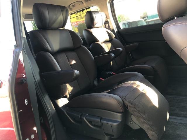 エルグランド ２５０ハイウェイスターＳ　アーバンクロム　純正ナビ／ドラレコ（ナビ連動）／ＥＴＣ／バックカメラ／インテリジェント　アラウンドビューモニター／地デジ／両側パワスラ／クルコン／純正アルミホイール１８インチ／助手席オットマン／プッシュスタート（64枚目）