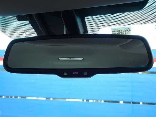 S Cパッケージ ワンオーナー 禁煙 ナビ Bカメラ フルセグ ビルトインETC LEDライト&FOG クルコン 前後ソナー 16AW イオンAAC ステアスイッチ 革巻テレスコ 自動防眩ミラー フットイルミ Pシート(16枚目)