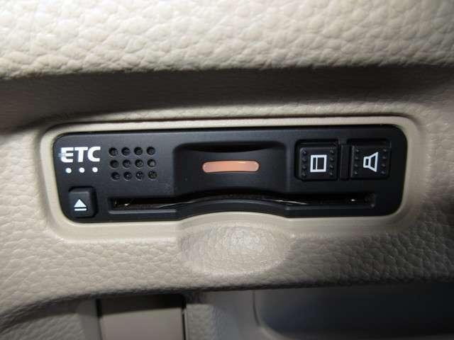 G・Lホンダセンシング /2年保証/ケンウッド製ナビ/シートヒータ/ドラレコ/LEDヘッドライト/後席ロールサンシェード/オートライト/Bluetooth/ETC/バックカメラ/USB/フルセグTV/横滑り抑制装置/記録簿(12枚目)