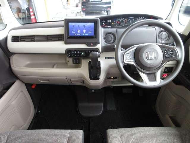 G・EXホンダセンシング /走行距離無制限2年保証/社外ナビ/LEDヘッドライト/ETC/USB/プラズマクラスター/アレルクリーンシート/サイドカーテンエアバック/後席ロールサンシェード/オートリトラミラー/オートライト(10枚目)