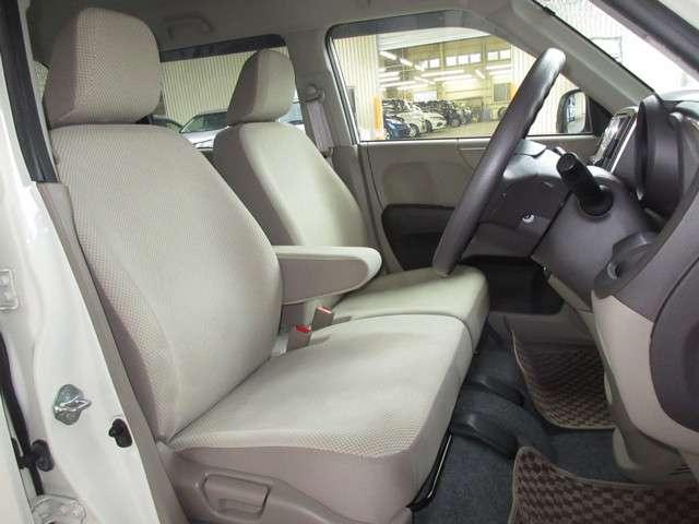 G /ケンウッド製メモリーナビ/アレルクリーンシート/ワンオーナー/禁煙車/ワンセグTV/スマートキー/ドアバイザー/オートエアコン/横滑り防止装置/アイドリングストップ機能/プッシュスタート/整備記録簿(15枚目)