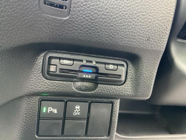 Ｎ－ＢＯＸカスタム ＥＸターボ　禁煙車　ワンオーナー　ホンダセンシング　純正８インチナビ　ミュージックサーバー　Ｂｌｕｅｔｏｏｔｈ　ＵＳＢ　フルセグ　リアカメラ　パドルシフト　シートヒーター　純正前後ドラレコ　両側電動ドア　ＬＥＤ（19枚目）
