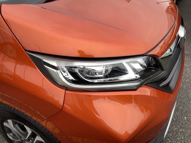 フリード クロスター・ホンダセンシング　禁煙車　ワンオーナー　点検パック当社実施済み　ナビ　ミュージックサーバー　Ｂｌｕｅｔｏｏｔｈ　ＵＳＢ　フルセグ　リアカメラ　ＥＴＣ　シートヒーター　純正前後ドラレコ　両側電動ドア　ＬＥＤ　ドアバイザー（27枚目）