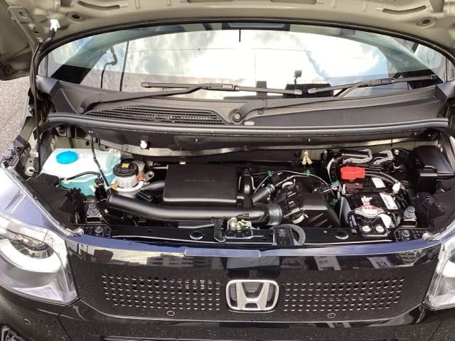 Ｎ－ＢＯＸ ベースグレード　禁煙車　当社元試乗車　ホンダセンシング　純正９インチナビ　ミュージックサーバー　Ｂｌｕｅｔｏｏｔｈ　ＵＳＢ　フルセグ　リアカメラ　ＥＴＣ　助手席側電動ドア　純正フロントドラレコ　カーテンエアバッグ（5枚目）