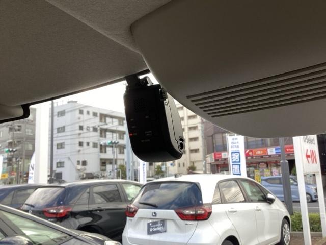 Ｎ－ＢＯＸ ベースグレード　禁煙車　当社元試乗車　ホンダセンシング　純正９インチナビ　ミュージックサーバー　Ｂｌｕｅｔｏｏｔｈ　ＵＳＢ　フルセグ　リアカメラ　ＥＴＣ　助手席側電動ドア　純正フロントドラレコ　カーテンエアバッグ（21枚目）
