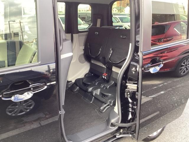 Ｎ－ＢＯＸ ベースグレード　禁煙車　当社元試乗車　ホンダセンシング　純正９インチナビ　ミュージックサーバー　Ｂｌｕｅｔｏｏｔｈ　ＵＳＢ　フルセグ　リアカメラ　ＥＴＣ　助手席側電動ドア　純正フロントドラレコ　カーテンエアバッグ（28枚目）