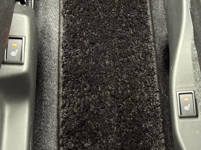 ソリオバンディット ハイブリッドMV 禁煙車 ワンオーナー 純正8インチナビ ミュージックサーバー Bluetooth USB フルセグ 全周囲カメラ ETC シートヒーター 両側パワースライドドア LED リアサンシェード Bモニター(27枚目)