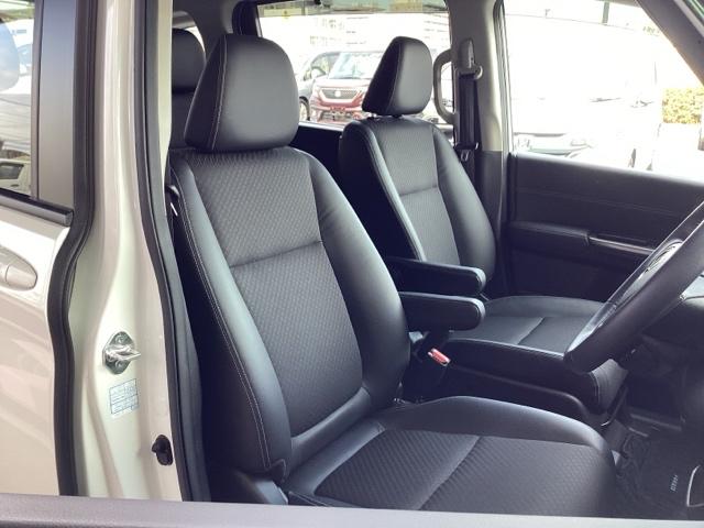 フリードハイブリッド ハイブリッド・Gホンダセンシング 禁煙車 ワンオーナー 点検パック当社実施済み ホンダセンシング ナビ ミュージックサーバー Bluetooth USB フルセグ リアカメラ ETC シートヒーター 両側電動ドア LED 軽減ブレーキ(17枚目)