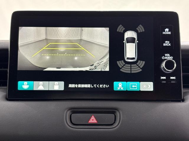 バックモニターです！バック時目視しにくいクルマの周囲をカメラで映し出し、安全・安心駐車をサポート♪バックの苦手な方も後ろがハッキリ見えるので安心です！