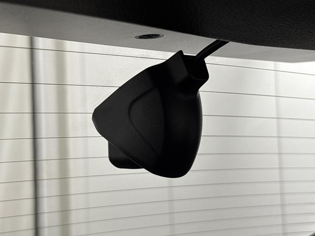 ★ホンダ純正リアドライブレコーダー★後部にも安心のドライブレコーダー装着しています！あおり運転対策にバッチリですね！