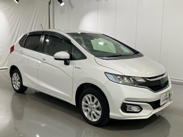フィットハイブリッド Ｌホンダセンシング　禁煙車　ワンオーナー　点検パック当社実施済み　４ＷＤ　ナビ　Ｂｌｕｅｔｏｏｔｈ　フルセグ　リアカメラ　ＥＴＣ　サイドカーテンエアバッグ　ＬＥＤヘッドライト　ＬＥＤフォグライト　１５インチアルミ　ＵＳＢ（9枚目）