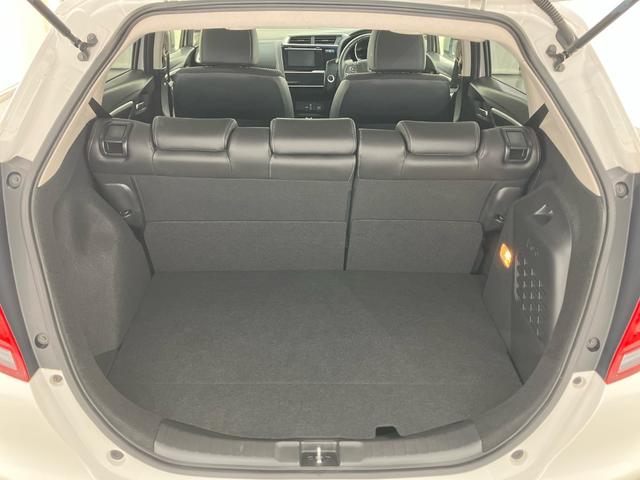 フィットハイブリッド Ｌホンダセンシング　禁煙車　ワンオーナー　点検パック当社実施済み　４ＷＤ　ナビ　Ｂｌｕｅｔｏｏｔｈ　フルセグ　リアカメラ　ＥＴＣ　サイドカーテンエアバッグ　ＬＥＤヘッドライト　ＬＥＤフォグライト　１５インチアルミ　ＵＳＢ（40枚目）