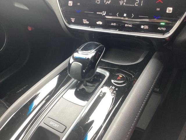 ハイブリット専用のシフトノブです。