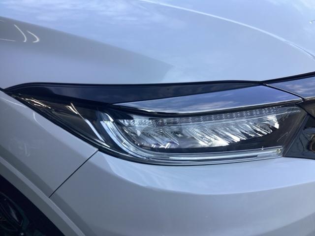 ☆人気装備の『ＬＥＤヘッドライト』付☆省電力で大光量！夜間走行には必須のアイテム！オートライトコントロール付きですので、トンネルが連続する場所では便利ですネ☆