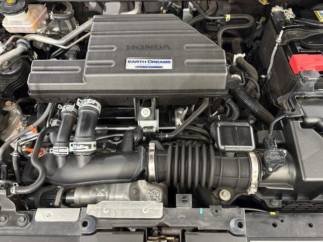 ★エンジンルーム★スチーム洗浄でキレイに仕上げております（＊＾−＾＊）ご納車前にはしっかり点検させて頂いておりますのでご安心ください♪