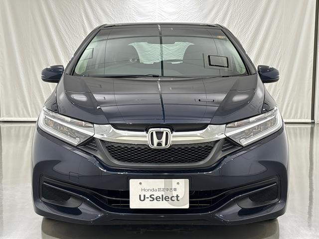 シャトル Ｇ　禁煙車　ワンオーナー　点検パック当社実施済み　ナビ　Ｂｌｕｅｔｏｏｔｈ　フルセグ　リアカメラ　ＥＴＣ　スマートキー　ＬＥＤ　オートライトコントロール　横滑り防止システム　ドアバイザー　両席エアバック（7枚目）