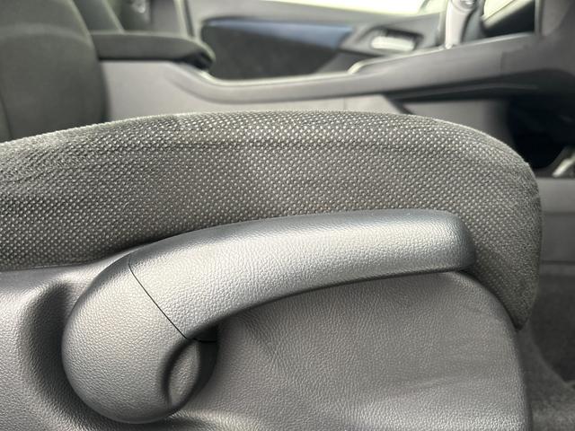 シャトル Ｇ　禁煙車　ワンオーナー　点検パック当社実施済み　ナビ　Ｂｌｕｅｔｏｏｔｈ　フルセグ　リアカメラ　ＥＴＣ　スマートキー　ＬＥＤ　オートライトコントロール　横滑り防止システム　ドアバイザー　両席エアバック（30枚目）