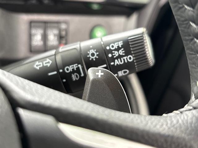 ステップワゴンスパーダ スパーダホンダセンシング　ワンオーナー　点検パック当社実施済み　４ＷＤ　純正１０インチナビ　ミュージックサーバー　Ｂｌｕｅｔｏｏｔｈ　ＵＳＢ　フルセグ　リアカメラ　ＥＴＣ２．０　純正前後ドラレコ　両側電動ドア　ＬＥＤ　ナビＴＶ（21枚目）