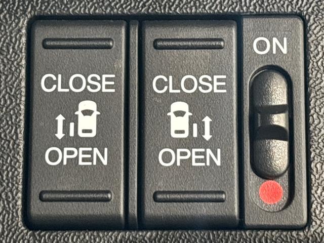 ステップワゴンスパーダ スパーダホンダセンシング　ワンオーナー　点検パック当社実施済み　４ＷＤ　純正１０インチナビ　ミュージックサーバー　Ｂｌｕｅｔｏｏｔｈ　ＵＳＢ　フルセグ　リアカメラ　ＥＴＣ２．０　純正前後ドラレコ　両側電動ドア　ＬＥＤ　ナビＴＶ（27枚目）