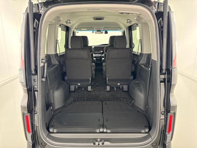 ステップワゴンスパーダ スパーダホンダセンシング　ワンオーナー　点検パック当社実施済み　４ＷＤ　純正１０インチナビ　ミュージックサーバー　Ｂｌｕｅｔｏｏｔｈ　ＵＳＢ　フルセグ　リアカメラ　ＥＴＣ２．０　純正前後ドラレコ　両側電動ドア　ＬＥＤ　ナビＴＶ（47枚目）