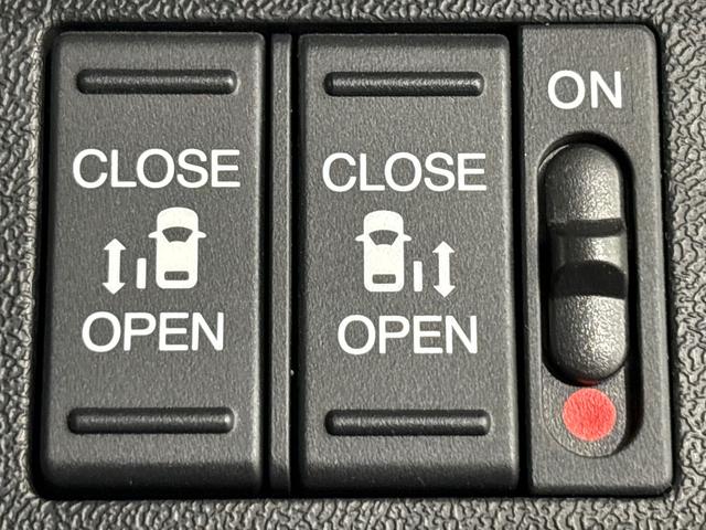 ステップワゴンスパーダ スパーダ・クールスピリットホンダセンシング　禁煙車　ワンオーナー　純正９インチナビ　後席モニター　ミュージックサーバー　Ｂｌｕｅｔｏｏｔｈ　ＵＳＢ　フルセグ　マルチビューカメラ　ＥＴＣ　シートヒーター　両側電動ドア　ＬＥＤ　純正１７インチアルミ（27枚目）