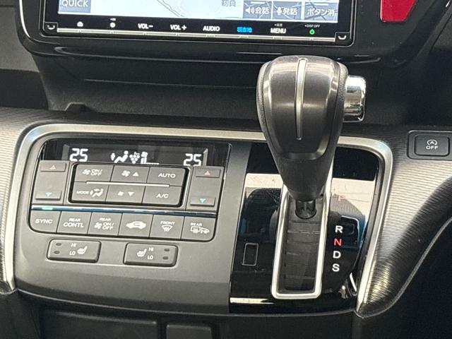 ステップワゴンスパーダ スパーダ・クールスピリットホンダセンシング　禁煙車　ワンオーナー　純正９インチナビ　後席モニター　ミュージックサーバー　Ｂｌｕｅｔｏｏｔｈ　ＵＳＢ　フルセグ　マルチビューカメラ　ＥＴＣ　シートヒーター　両側電動ドア　ＬＥＤ　純正１７インチアルミ（32枚目）