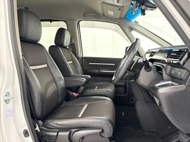 ステップワゴンスパーダ スパーダ・クールスピリットホンダセンシング　禁煙車　ワンオーナー　純正９インチナビ　後席モニター　ミュージックサーバー　Ｂｌｕｅｔｏｏｔｈ　ＵＳＢ　フルセグ　マルチビューカメラ　ＥＴＣ　シートヒーター　両側電動ドア　ＬＥＤ　純正１７インチアルミ（35枚目）