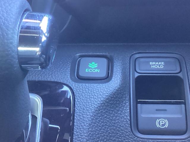 Ｎ－ＷＧＮカスタム Ｌ　禁煙車　当社元試乗車　９インチナビ　ミュージックサーバー　Ｂｌｕｅｔｏｏｔｈ　ＵＳＢ　フルセグ　リアカメラ　ＥＴＣ　純正ドラレコ　シートヒーター　ＬＥＤ　純正１４インチアルミホイール（12枚目）