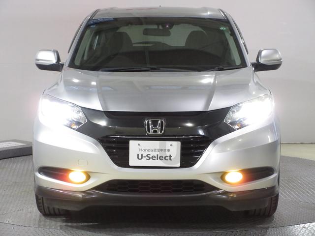 ヴェゼル ハイブリッドＸ　いまコレ＋フロアマット　禁煙車　ワンオーナー　点検パック当社実施済　ナビ　ミュージックサーバー　Ｂｌｕｅｔｏｏｔｈ　ＵＳＢ　フルセグ　リアカメラ　ＥＴＣ　サイドカーテンエアバッグ　衝突被害軽減ブレーキ（7枚目）