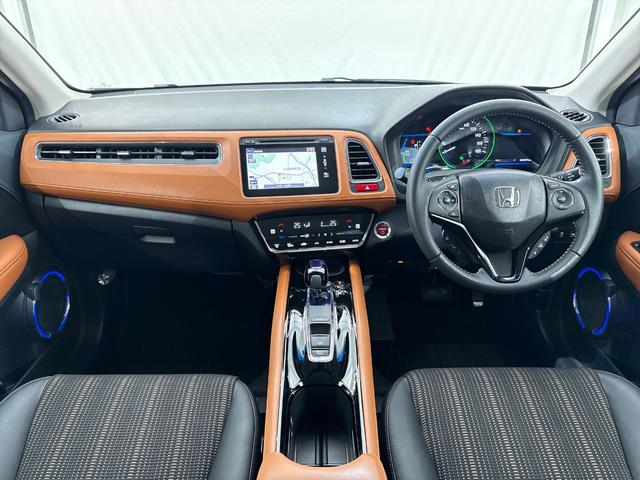 ヴェゼル ハイブリッドZ ワンオーナー 点検パック当社実施済み 純正ナビ Bluetooth USB フルセグ リアカメラ ETC 衝突被害軽減ブレーキ カーテンエアバッグ シートヒーター LED 純正17インチアルミホイール(15枚目)