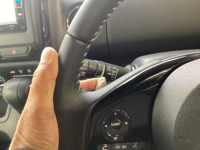 N-BOXカスタム Lターボ 禁煙車 ワンオーナー 点検パック当社実施済み 純正ナビ ミュージックサーバー Bluetooth USB フルセグ リアカメラ ETC パドルシフト 両側電動ドア サイドカーテンエアバッグ 1オーナー(20枚目)