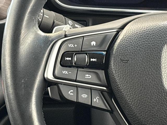 オデッセイ アブソルート　禁煙車　ワンオーナー　点検パック当社実施済み　純正１０インチナビ　Ｂｌｕｅｔｏｏｔｈ　ＵＳＢ　フルセグ　マルチビューカメラ　ＥＴＣ２．０　純正前後ドラレコ　両側電動ドア　ＬＥＤ　純正１７インチアルミ（19枚目）