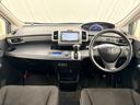 いつでも気持ちよく運転できて、使い勝手のいい収納や体をケアするシート、細部にまでこだわったインテリア♪